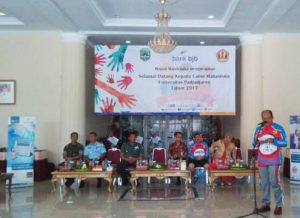 Bupati Beri Beasiswa 61 Pelajar Berprestasi Lolos SBMPTN UNPAD