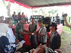 Bupati Hadiri Kegiatan KB Kesehatan Kodim 0617