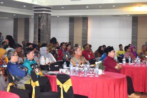 Bupati Jadi Tamu Kehormatan Seminar Best Practices Pada Peringatan HPN ke-74 di Kalimantan Selatan