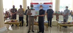 Bupati Hadiri Penyerahan Sertifikat Tanah Untuk Rakyat di Kab.Majalengka Melalui Program PTSL Tahun 2020