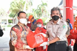 Bupati Majalengka Instruksikan Gerakan Program Paket Sembako
