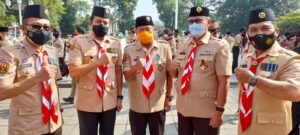 Ketua Kwarcab Pramuka Majalengka dapat Pengahrgaan Lencana Pancawarsa Dari Gubernur Jabar