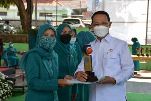 PKK Kab.Majalengka Peringati Hari Kesatuan Gerak PKK (HKG) ke- 49 Tahun 2021 "Keluarga Pelopor Perubahan Menuju Indonesia Maju"