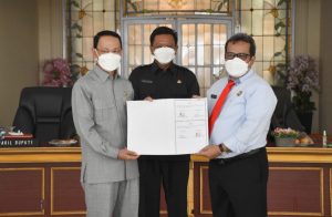 Jalin Sinergitas Dalam Penyelesaian Permasalahan Hukum Perdata dan TUN, Pemkab Majalengka teken MoU bersama Kejari Majalengka