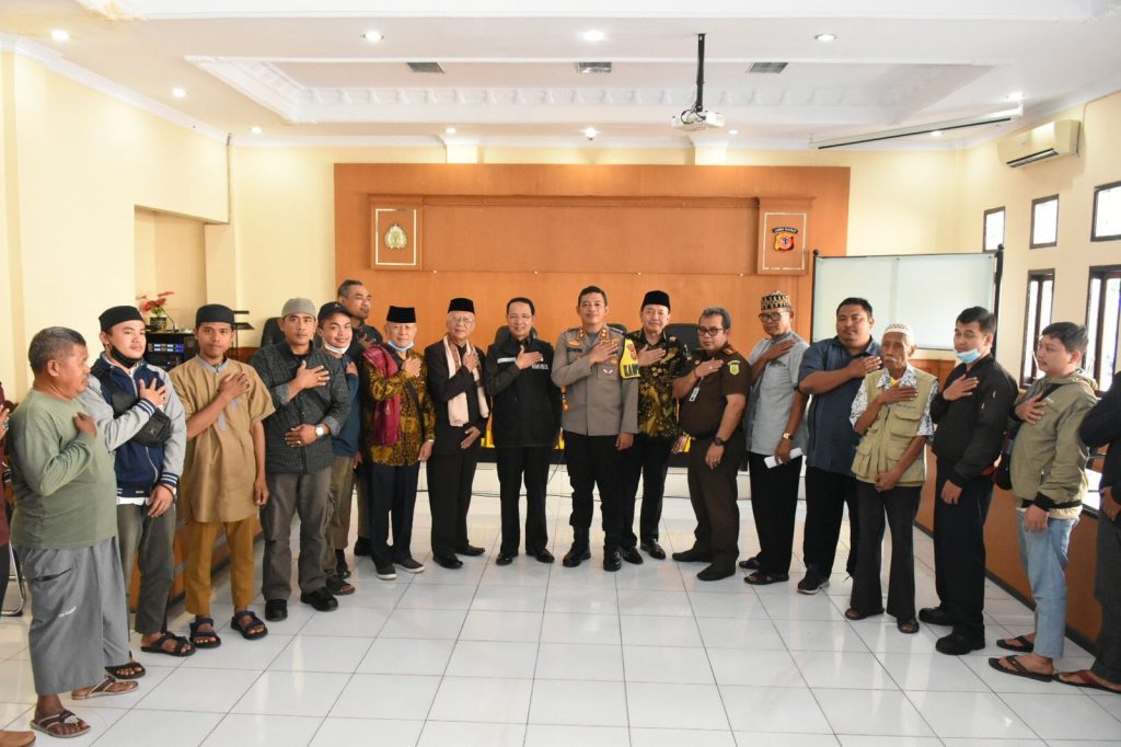 Bupati Hadiri, Deklarasi Kelompok Khilafatul Muslimin di Kab.Majalengka untuk Kembali ke NKRI