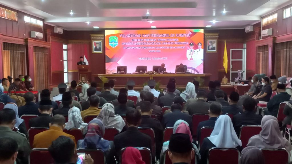 Bupati Lantik 71 Pejabat Pemkab Majalengka