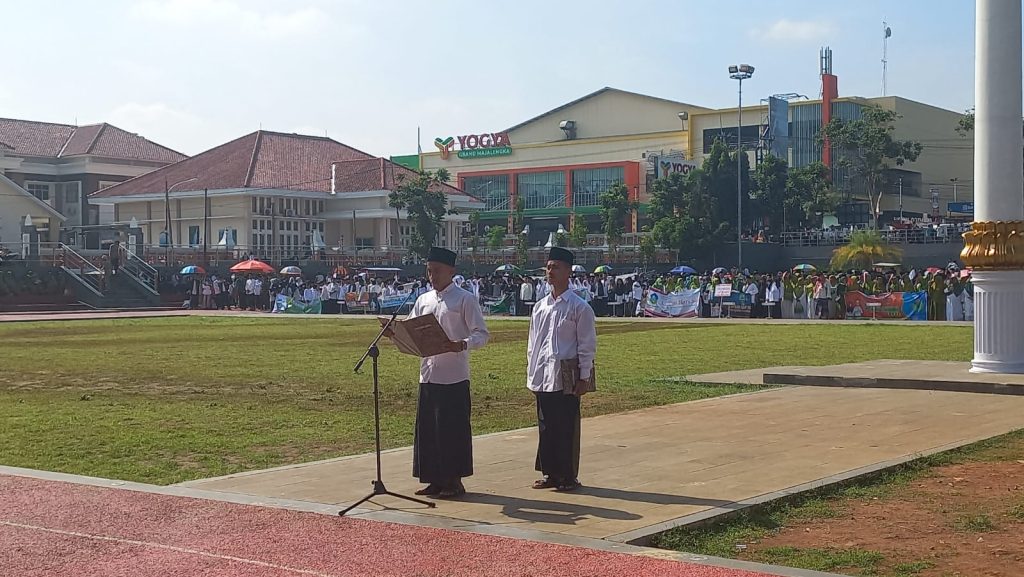 Ribuan Santri Penuhi GGM Majalengka