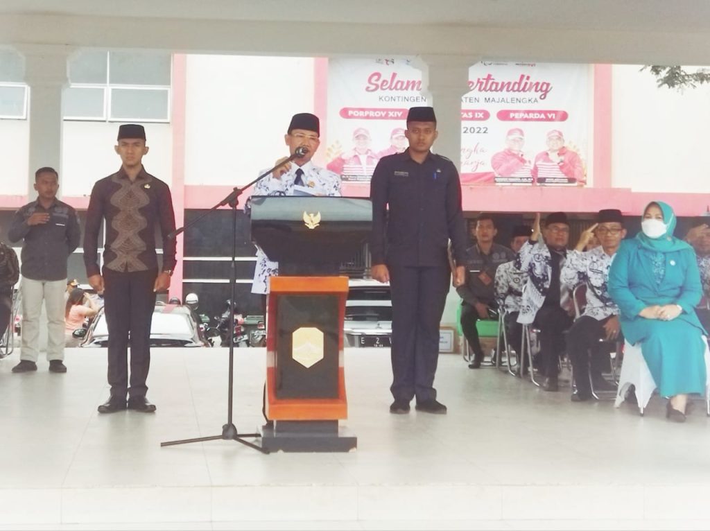 Bupati Pimpin Upacara Peringatan HUT PGRI Ke-77 dan Hari Guru Nasional Tahun 2022