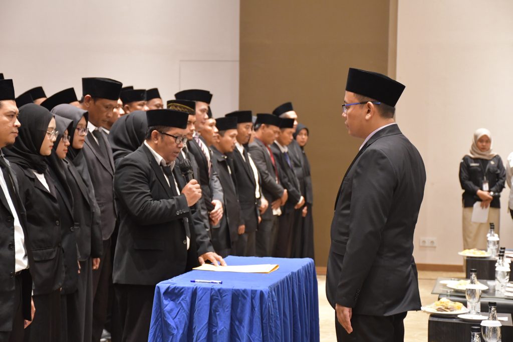 KPU Kabupaten Majalengka Lantik 130 Anggota PPK