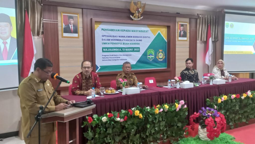 Sekda Majalengka Buka Bimtek Pengusaha Mangga Kerja bareng Unikom