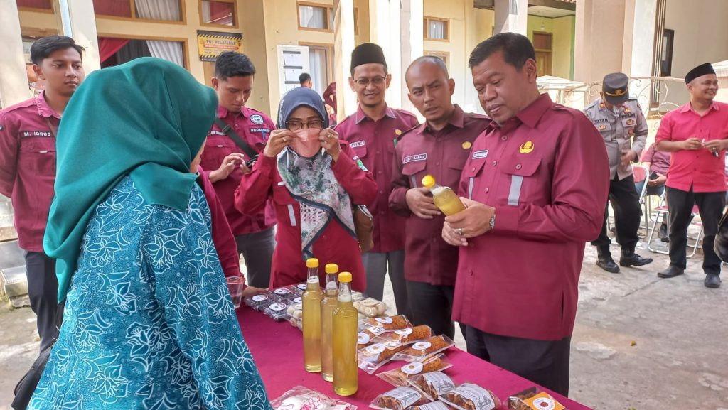 Sekda Majalengka Hadiri Lomba Pemanfaatan Pekarangan Tingkat Provinsi Jawa Barat Di Desa Pasir Ayu