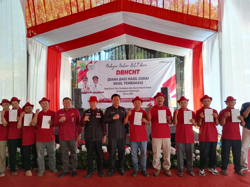 Sebanyak 1.740 Buruh Tani Tembakau di Kabupaten Majalengka Terima BLT DBHCT