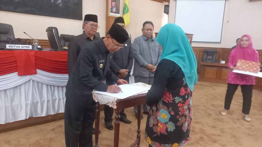 Pemkab Majalengka Ajukan Kebijakan Umum<br>Perubahan APBD 2023 ke DPRD Majalengka