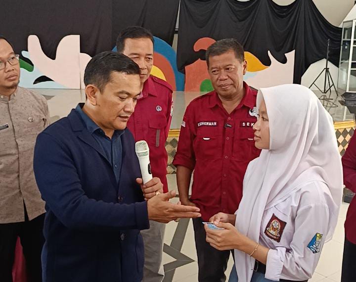 Jelang Pemilu 2024, Disducapil Kabupaten Majalengka Jemput Bola Perekaman KTP Pemula.