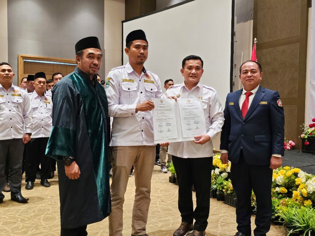 Pj Bupati Kukuhkan Pengurus Karang Taruna Masa Bakti 2024 - 2029
