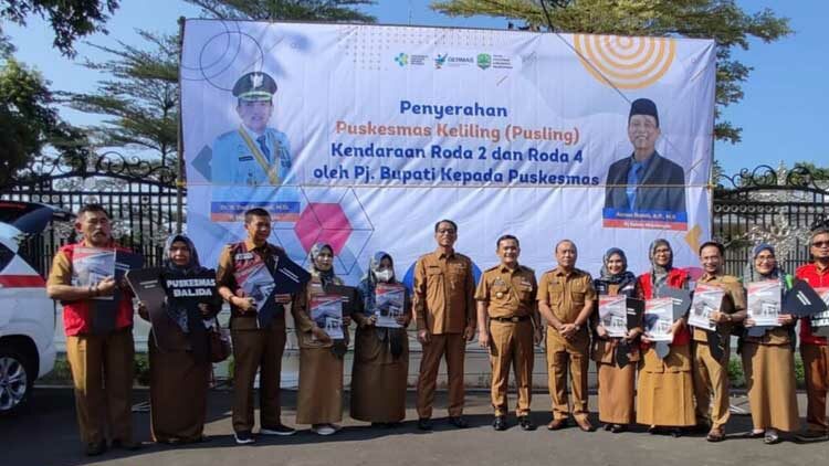 Optimalkan Pelayanan Kesehatan, Pj Bupati Serahkan 19 Unit Bantuan Kendaraan Untuk Puskemas