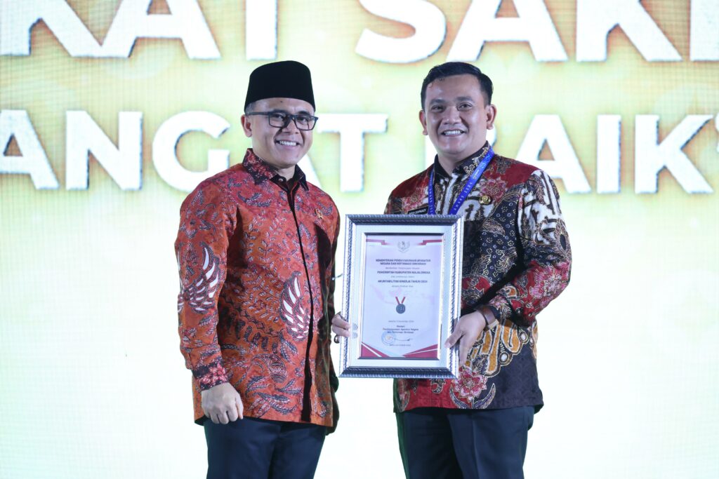 Pemda Kabupaten Majalengka Kembali Raih Penghargaan dari MenPAN-RB Dalam Tata Kelola Pemerintahan
