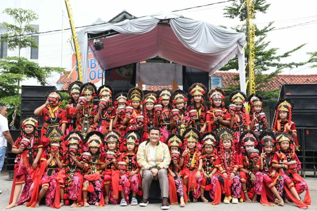 Pj Bupati Majalengka Buka Festival Kampungan ke-9