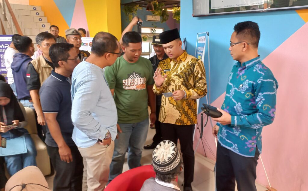 Hari Pertama Bertugas Wabup Dena Muhamad Ramdhan Sidak MPP dan Rumah Sakit