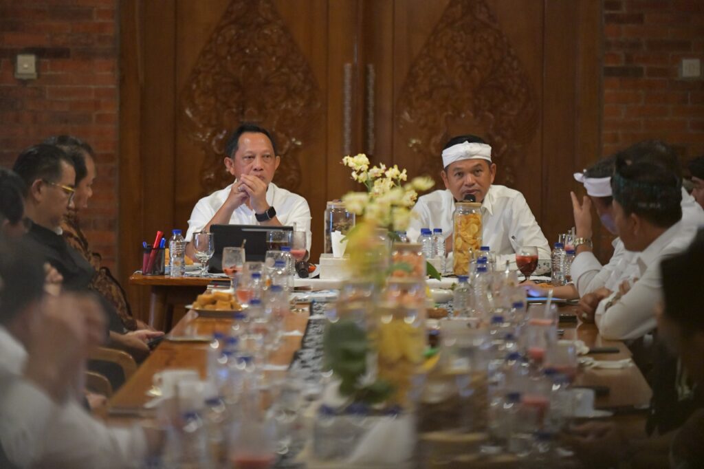 Bupati Majalengka Hadiri Silaturahmi Bersama Menteri Dalam Negeri: Perkuat Sinergi Pusat dan Daerah untuk Pembangunan Berkelanjutan