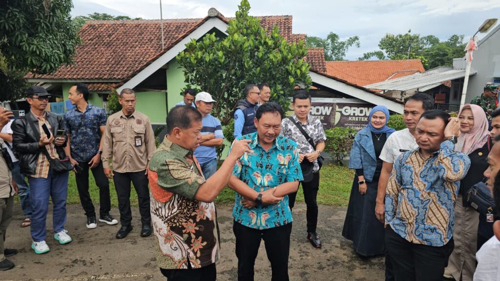 Gunakan Dana BTT untuk Akses Jalan, Bupati Majalengka Pastikan Pembangunan Sekolah Rakyat Tanpa Hambatan.