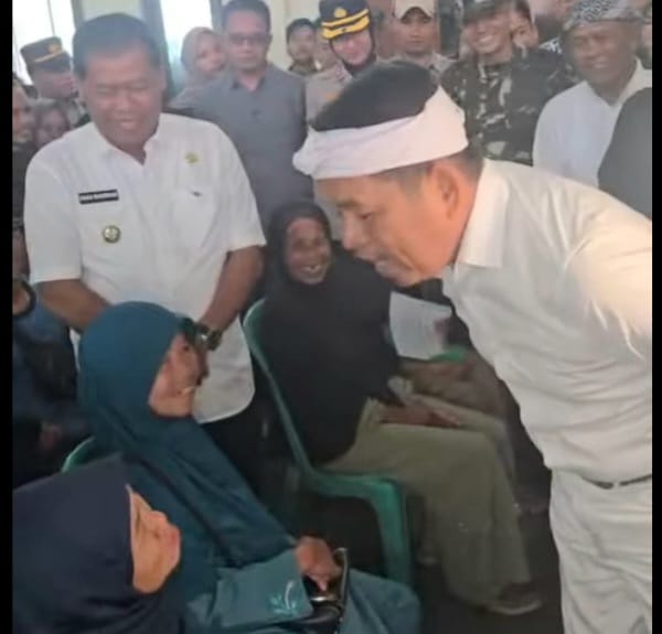 Dedi Mulyadi Tinjau Pergerakan Tanah di Malausma, Siapkan Hunian untuk Warga Terdampak.
